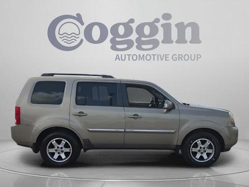 Mocha Metallic 2010 Honda Pilot Touring
