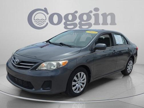 Magnetic Gray Metallic 2013 Toyota Corolla LE
