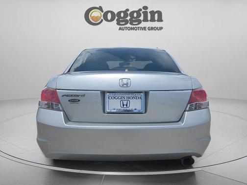 Bold Beige Metallic 2009 Honda Accord LX-P