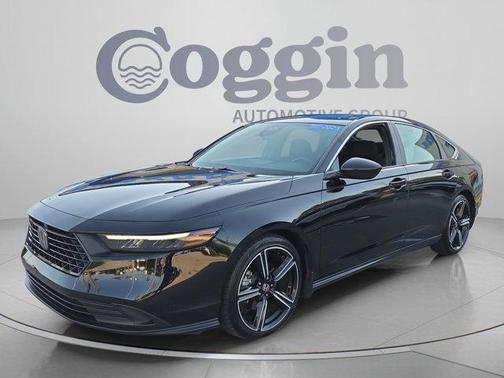 Crystal Black Pearl 2023 Honda Accord Hybrid Sport