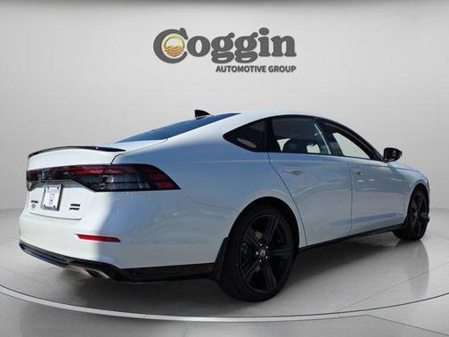 Platinum White Pearl 2026 Honda Accord Hybrid Sport-L