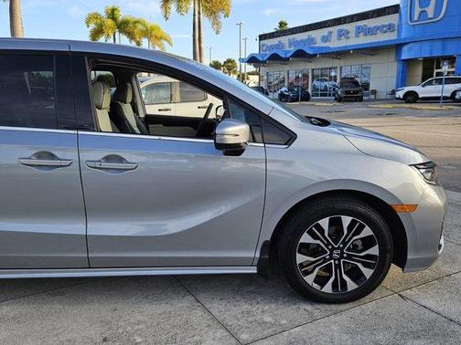 2025 Honda Odyssey Elite