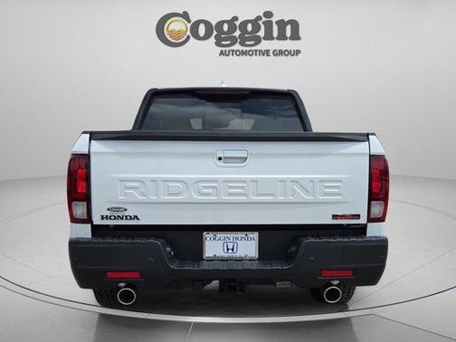 Solar Silver Metallic 2026 Honda Ridgeline TrailSport