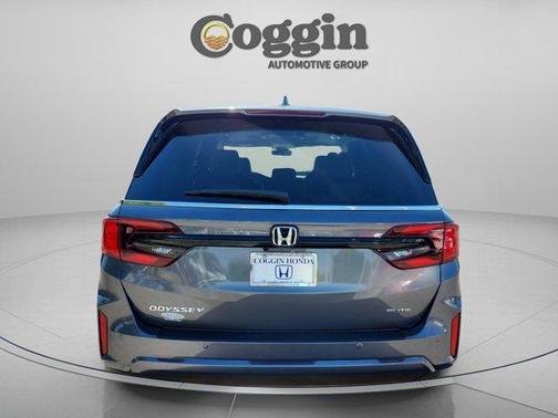 Modern Steel Metallic 2026 Honda Odyssey Elite
