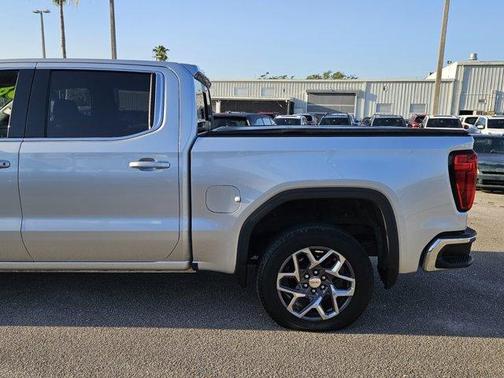 2022 GMC Sierra 1500 SLE
