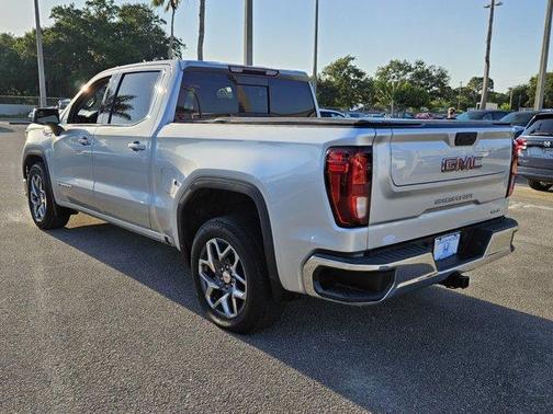 2022 GMC Sierra 1500 SLE