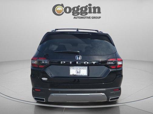 Crystal Black Pearl 2026 Honda Pilot EX-L