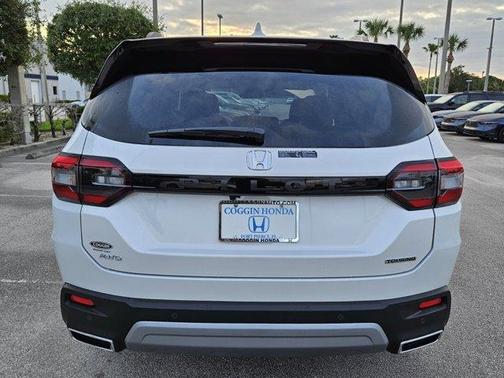 2025 Honda Pilot Touring