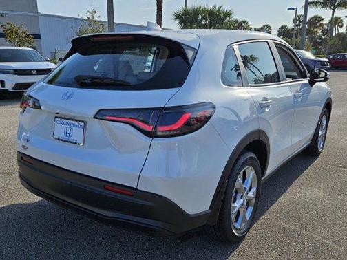 2025 Honda HR-V LX