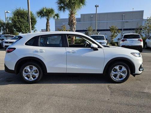 2025 Honda HR-V LX