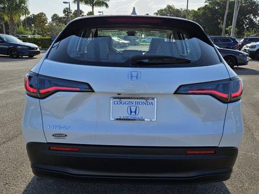2025 Honda HR-V LX