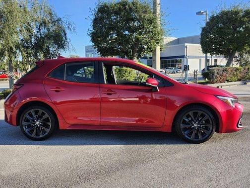 2024 Toyota Corolla Hatchback XSE