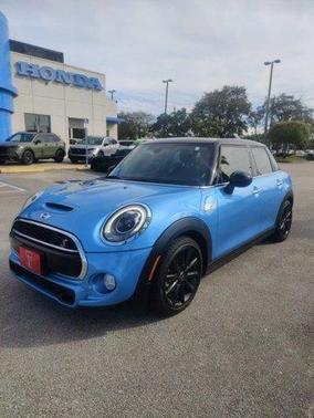 2016 MINI Hardtop Cooper S