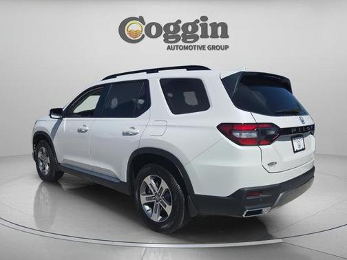 Platinum White Pearl 2026 Honda Pilot EX-L