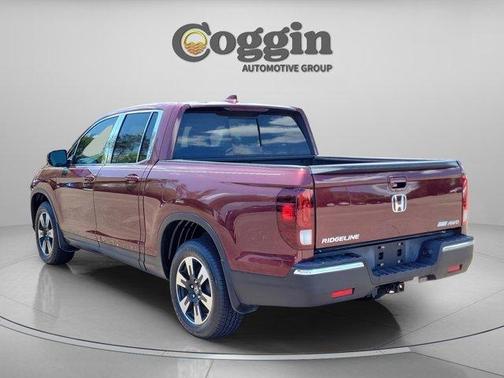 Deep Scarlet Pearl 2020 Honda Ridgeline RTL