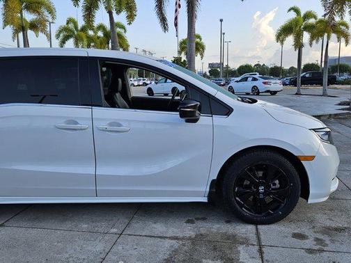 2023 Honda Odyssey Sport