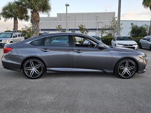 2022 Honda Accord Hybrid Touring