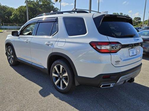 2025 Honda Pilot Elite