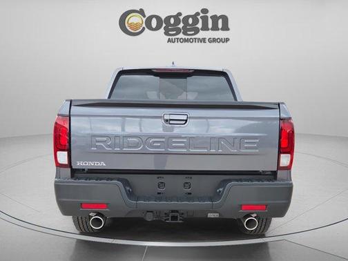 Modern Steel Metallic 2026 Honda Ridgeline RTL
