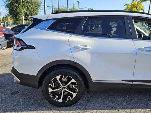 2023 Kia Sportage Hybrid EX