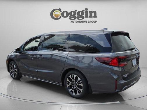 Modern Steel Metallic 2026 Honda Odyssey Elite