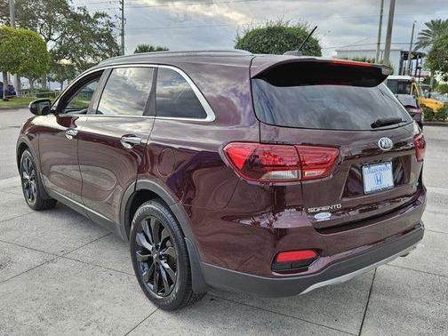 2020 Kia Sorento EX V6