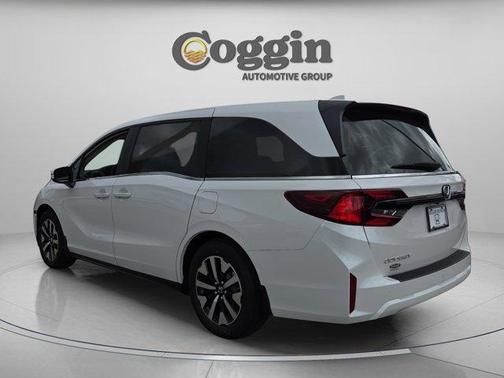 Solar Silver Metallic 2026 Honda Odyssey EX-L