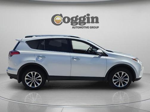 Blizzard Pearl 2016 Toyota RAV4 Limited