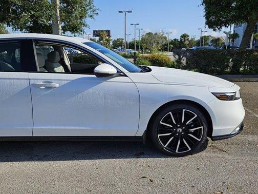 2025 Honda Accord Hybrid Touring