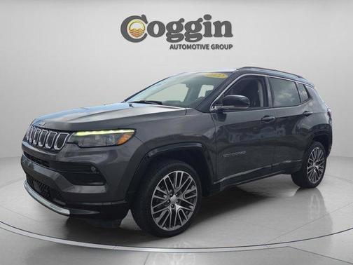 Granite Crystal Clearcoat Metallic 2022 Jeep Compass Limited