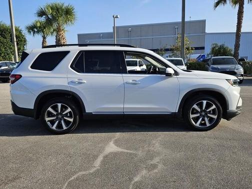 2025 Honda Pilot Elite