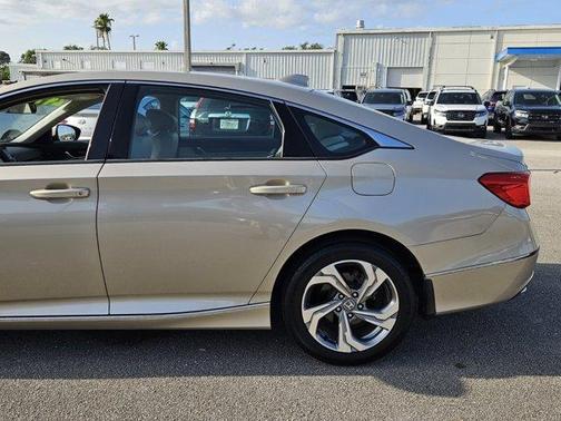 2019 Honda Accord EX