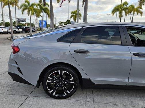2024 Kia K5 GT-Line