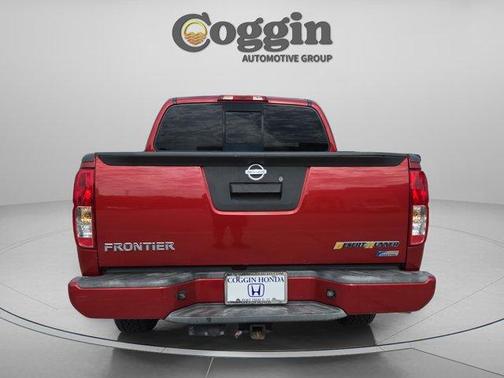 Lava Red 2018 Nissan Frontier Desert Runner