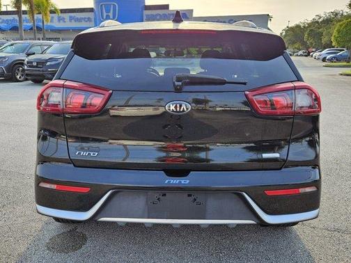 2017 Kia Niro EX