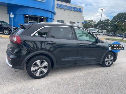 2017 Kia Niro EX