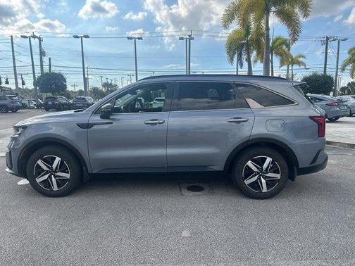 2021 Kia Sorento S
