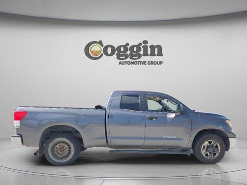 Magnetic Gray Metallic 2013 Toyota Tundra Grade