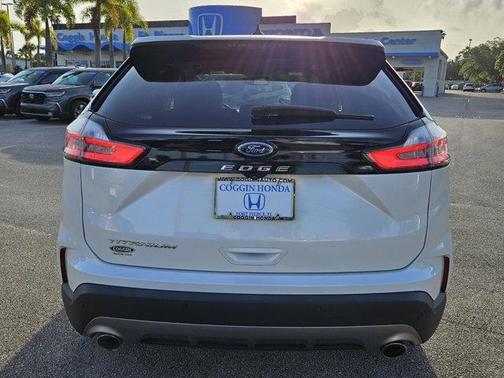 2021 Ford Edge Titanium