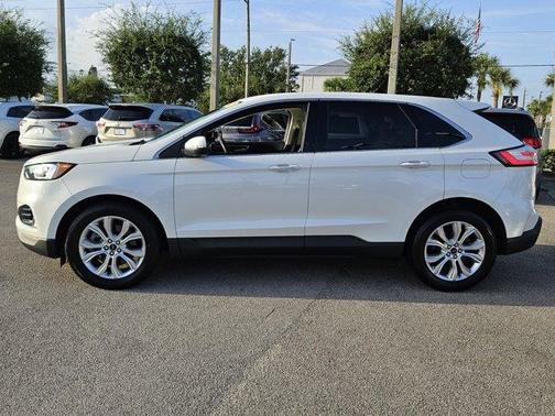 2021 Ford Edge Titanium