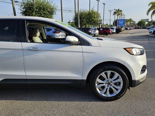 2021 Ford Edge Titanium