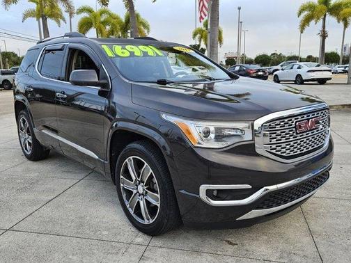 2017 GMC Acadia Denali