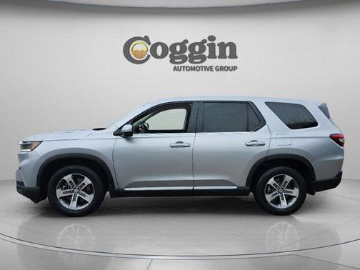 2023 Honda Pilot EX-L 8-Passenger