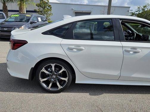 2025 Honda Civic Hybrid Sport Touring