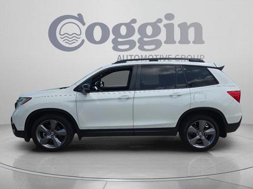 White Diamond Pearl 2019 Honda Passport Touring