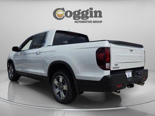 Platinum White Pearl 2026 Honda Ridgeline RTL