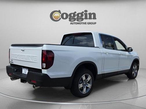 Platinum White Pearl 2026 Honda Ridgeline RTL