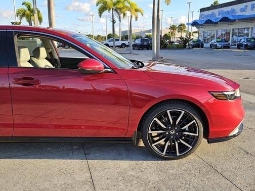 2025 Honda Accord Hybrid Touring