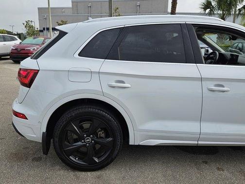 2021 Audi Q5 45 Prestige