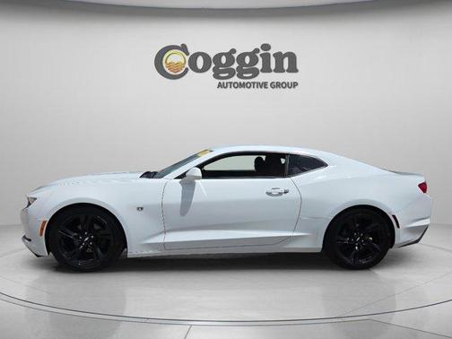 Summit White 2019 Chevrolet Camaro 1LT
